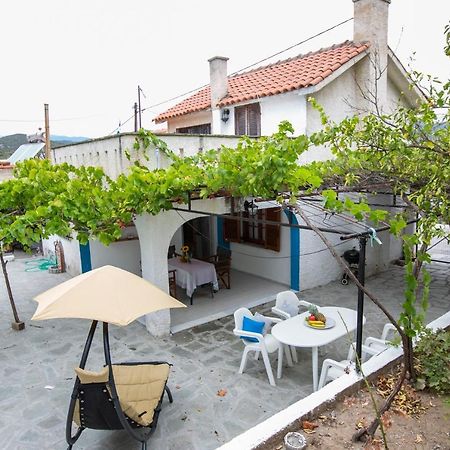 Villa Kouf Nea Iraklitsa ภายนอก รูปภาพ