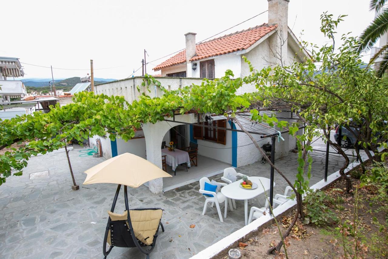 Villa Kouf Nea Iraklitsa ภายนอก รูปภาพ